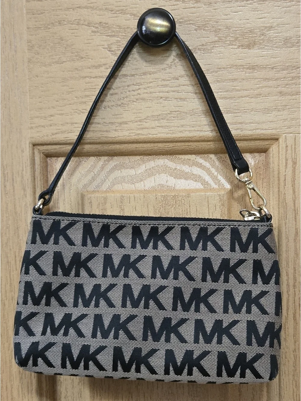 Michael Kors Signature MK Monogram Canvas Wristlet Clutch with Detachable Strap,